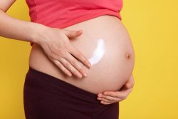 Jak uniknąć rozstępów w ciąży